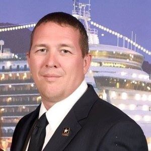 Meet your Posher, Travis